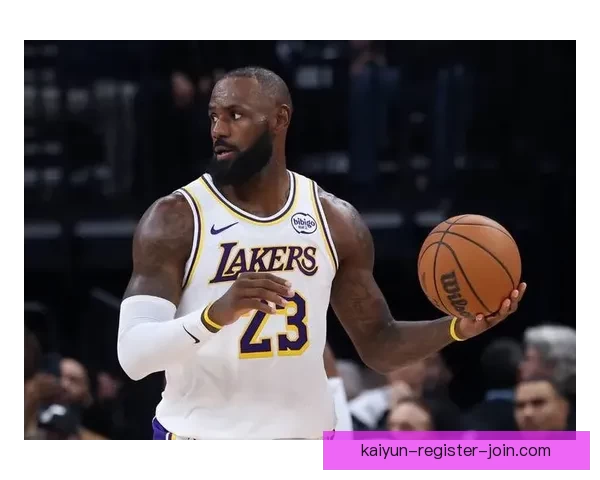 詹姆斯点评里夫斯球风 独特节奏与变向打破白人球员刻板印象